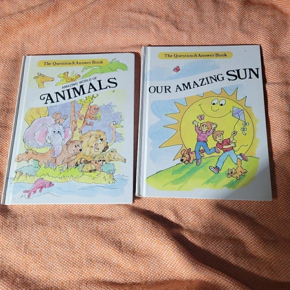 Lot Of 2 The Question And Answer Book Our Amazing Sun & Amazing World Of Animals